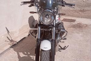 Moto Guzzi V7  IV 850 special 