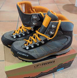 Scarponi da montagna TECNICA Makalu 42.5 com nuovi