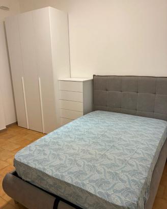 Camera completa + letto contenitore  Pari al nuovo