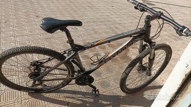 bici cobra, usata pochissimo come nuova 