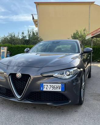Alfa Romeo Giulia 2.2 JTDM 160CV Business (2019)