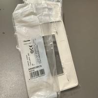 8 PEZZI Placca Matix 3 moduli