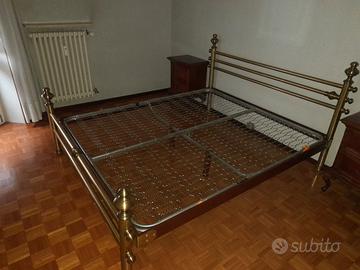 LETTO IN OTTONE