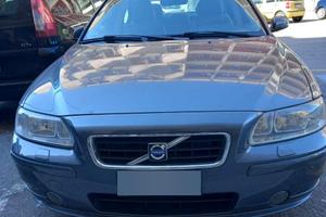 VOLVO 60S D5 MOMENTUM DEL 2005