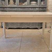 Tavolo country con sedie 