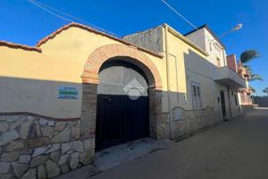 CASA INDIPENDENTE A MONDRAGONE