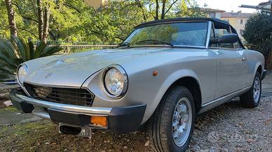 FIAT 124 spider - 1982