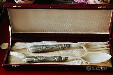 Set due posate da insalatiera manico argento  800