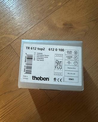 Interruttore Digitale Theben TR 612 top2