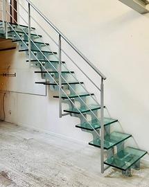 scala design acciaio e vetro 