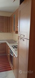 Cucina in legno massiccio