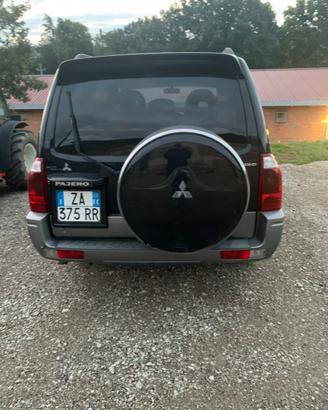 Pajero 7 posti presenti anche i cerchi larghi