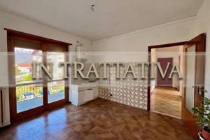 Appartamento di 125 m² con 4 locali e box auto dop
