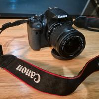 Fotocamera REFLEX Canon 700D