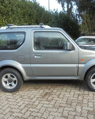 Suzuki Jimny 1.5 DDiS cat 4WD JLX
