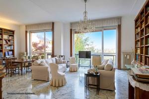 Appartamento di 145 m² con 4 locali a Milano