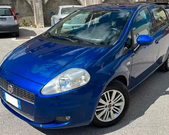 Grande Punto da vetrina ex meccanico 