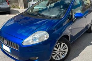 Grande Punto da vetrina ex meccanico 