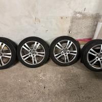 Cerchi Audi A3 225/45/R17 con gomme invernali