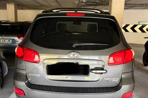Hyundai ssnta fe
