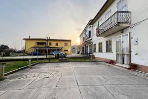 CASA SEMINDIPENDENTE A SAN BENEDETTO PO