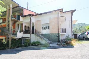 CASA SEMINDIPENDENTE A LUMEZZANE