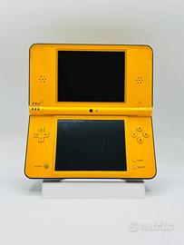 Nintendo DSi XL Giallo – Schermi Extra Large