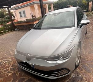 VOLKSWAGEN Golf 8ª serie - 2021