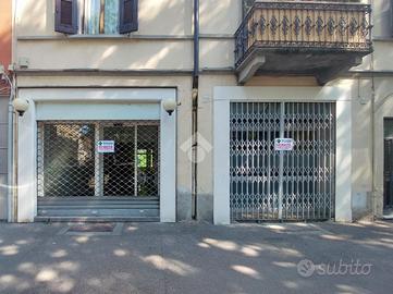 NEGOZIO A CREMONA