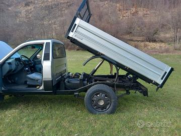 Pick up 4x4 ribaltabile