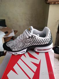 scarpe  Nike TN varie misure 