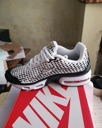 scarpe  Nike TN varie misure 
