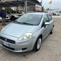 Fiat Grande Punto 1.3 MJT 75 CV 5 porte Dynamic 20