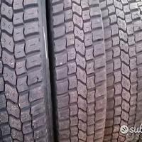 4 gomme usate per autocarro 275 70 22.5 KUMO