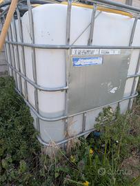 serbatoio 1000 litri per acqua 