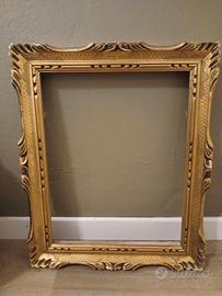 Vecchia cornice dorata