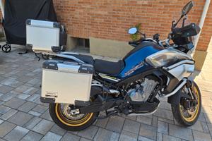CFMOTO MT800