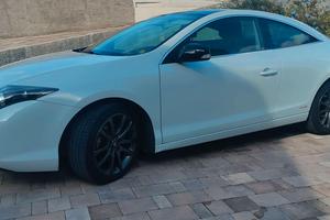 Laguna Coupé Monaco GP 2012