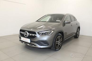 MERCEDES-BENZ GLA 200 d Automatic Sport Plus FUL