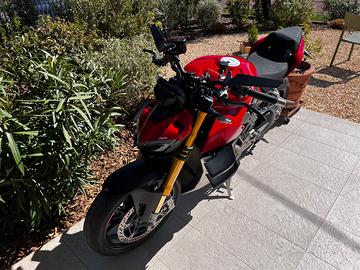 Ducati Streetfighter v4 S