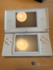 Nintendo ds lite con accessori