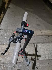 monopattino Oppure scambia per telefono