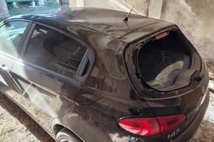 Alfa 147 5p 1.9 jtd Moving 120cv 6 marce Q2