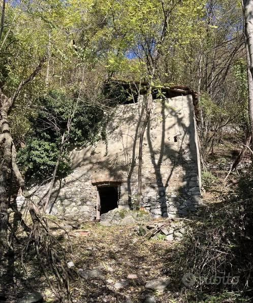 Immobile in asta di 589 m² con 1 locale a Plesio - View 2