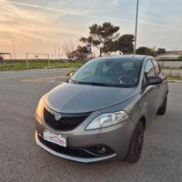 Lancia Ypsilon 1.0 FireFly 5 porte S&S Hybrid Ecoc