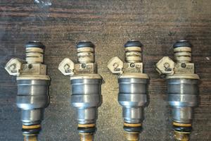 iniettori originali fiat punto gt