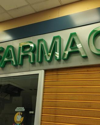 Insegna farmacia/parafarmacia