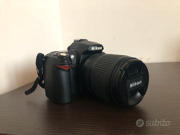Nikon D90 con Kit lensa