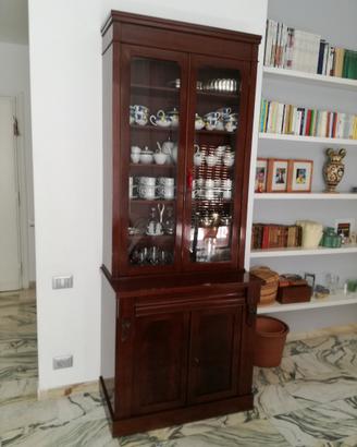 Credenza in stile inglese
