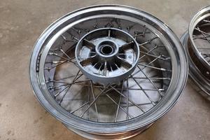 Cerchi a raggi per Moto Morini 9 1/2